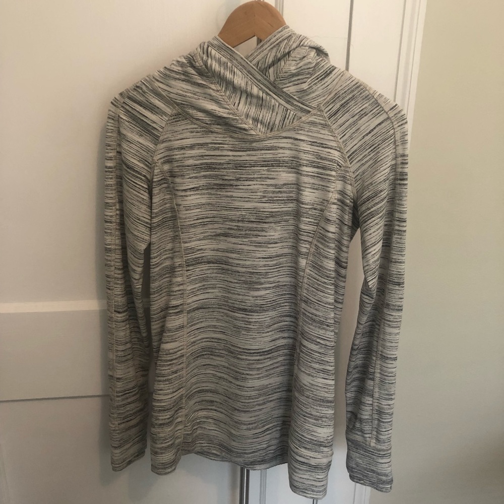 Lululemon Hooded Sweatshirt Size 6 Side Zip Pocket Thumbholes